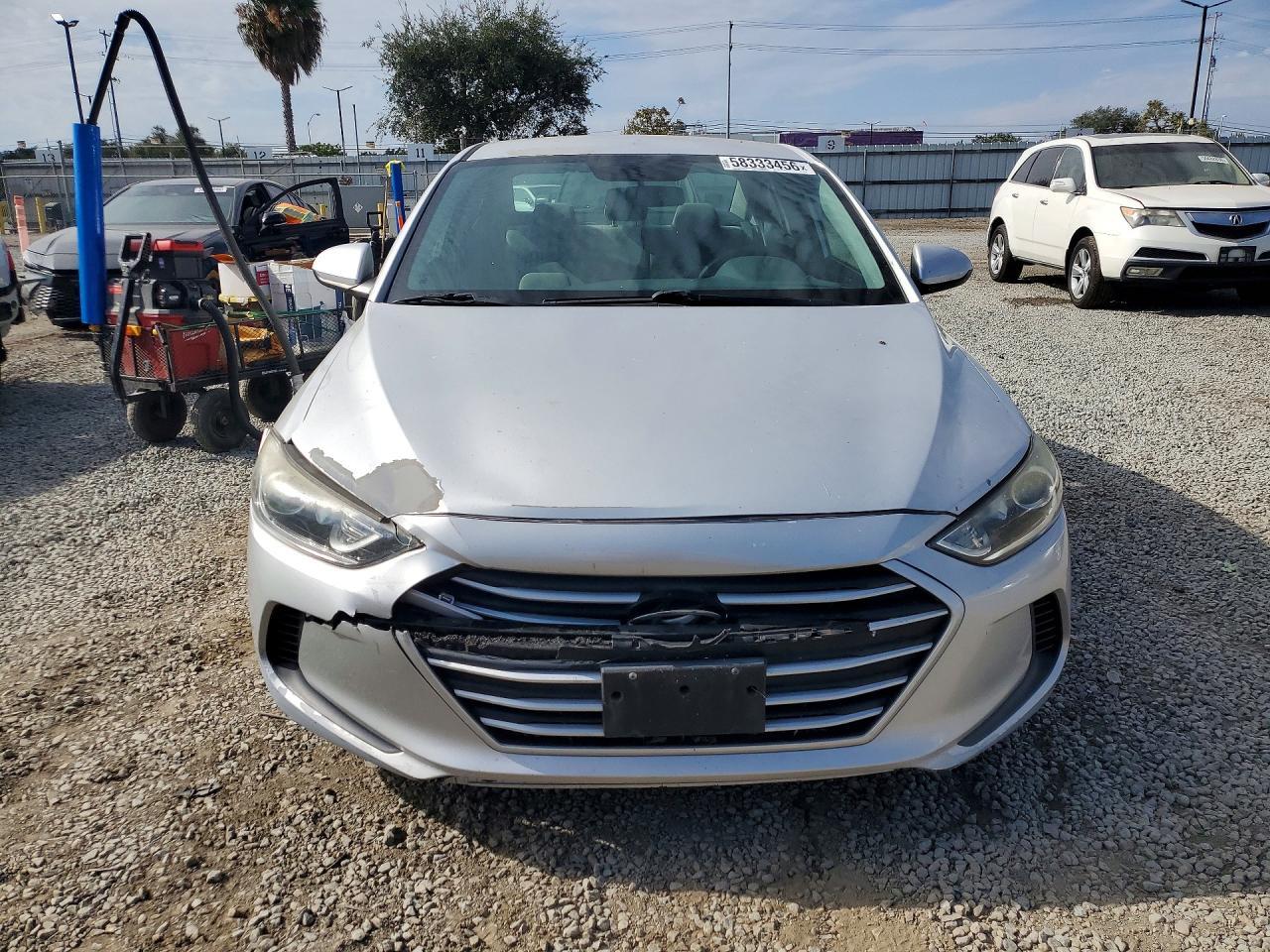 2017 Hyundai Elantra, SE