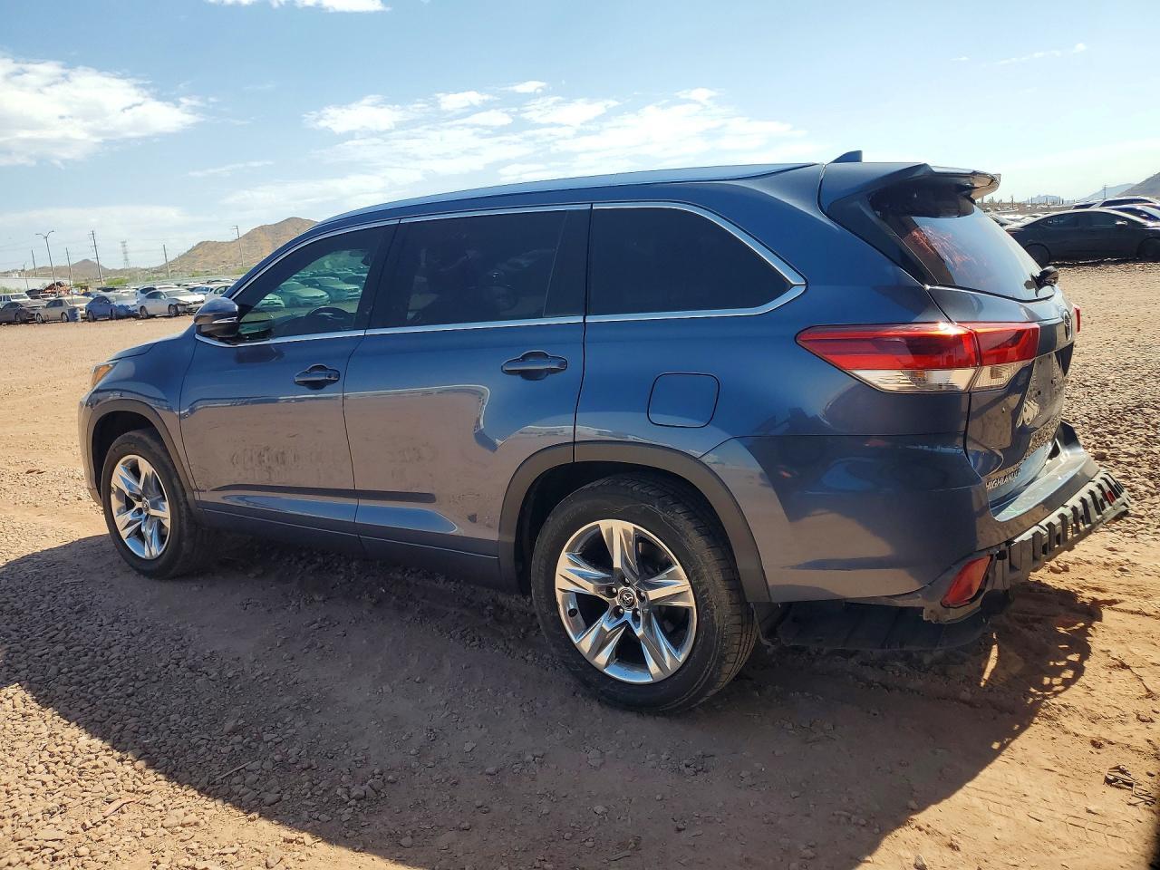 2018 Toyota Highlander, Limited