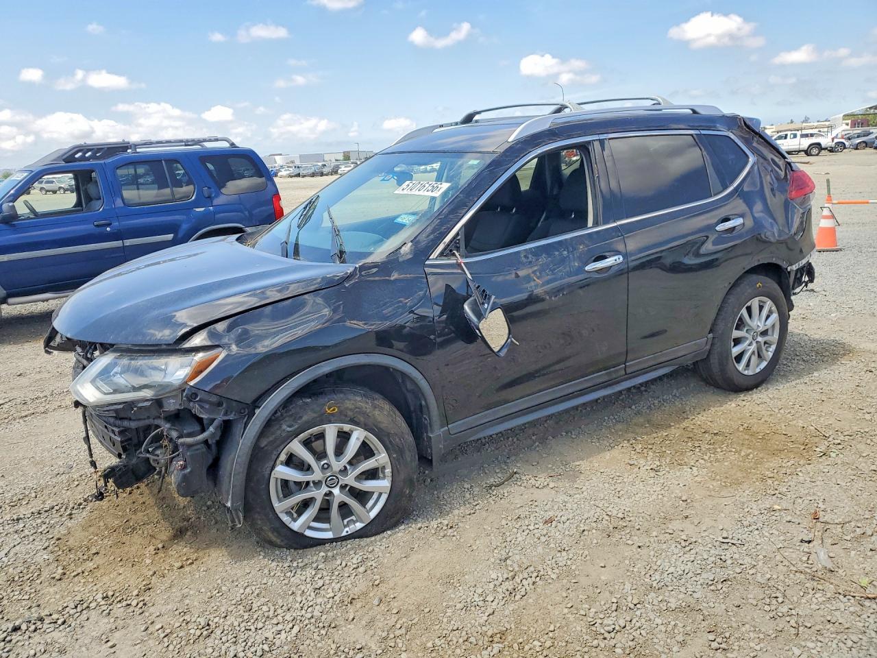 2017 Nissan Rogue, SV