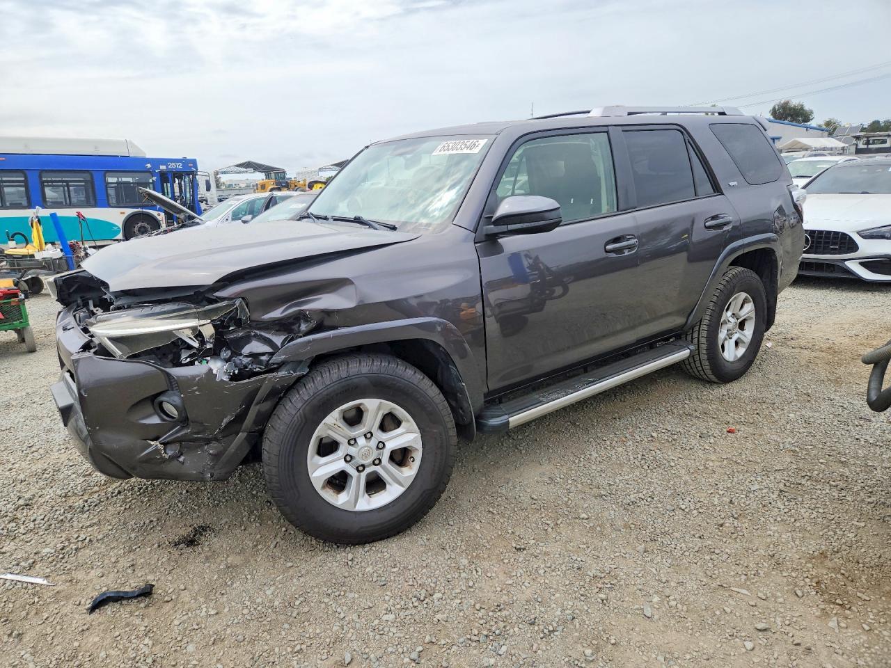 2017 Toyota 4runner, SR5