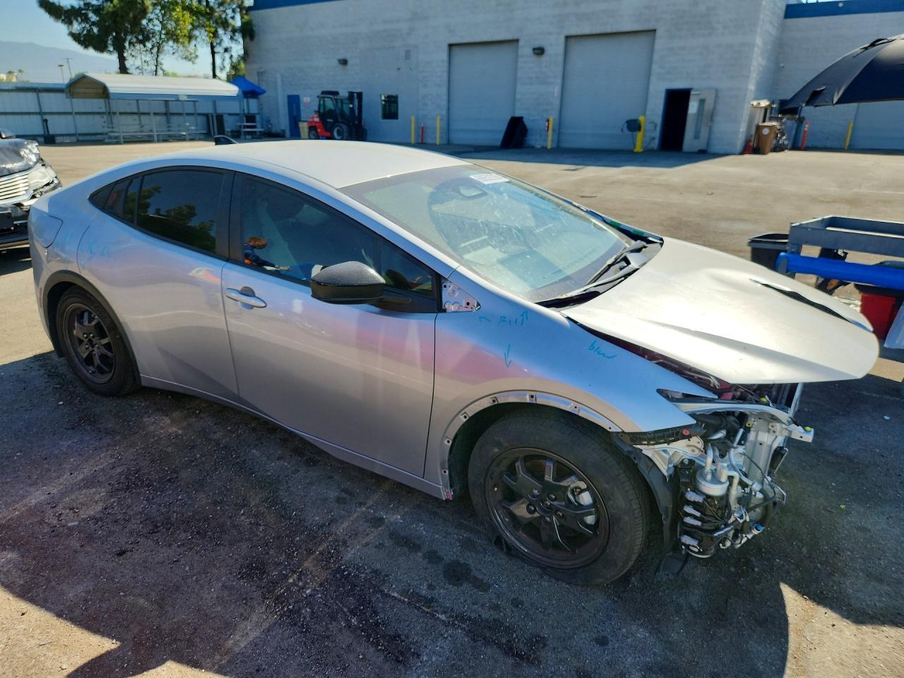 2026 Toyota Prius, SE