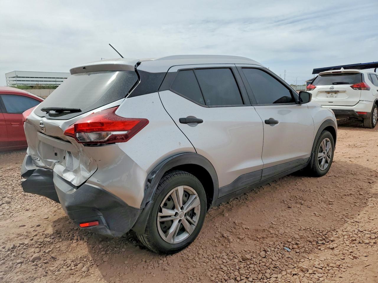 2019 Nissan Kicks, S