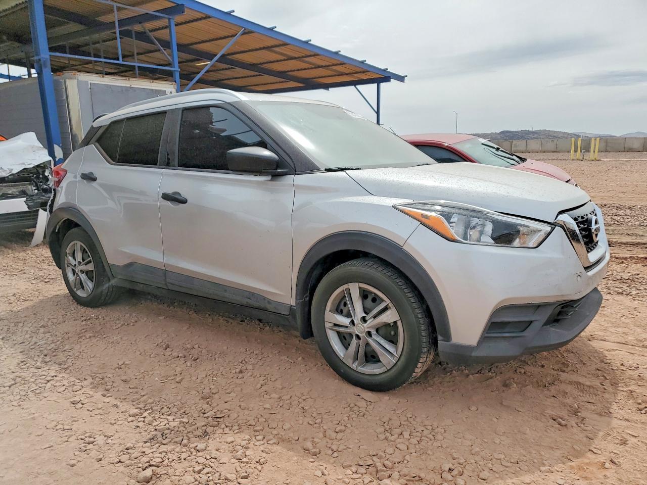 2019 Nissan Kicks, S