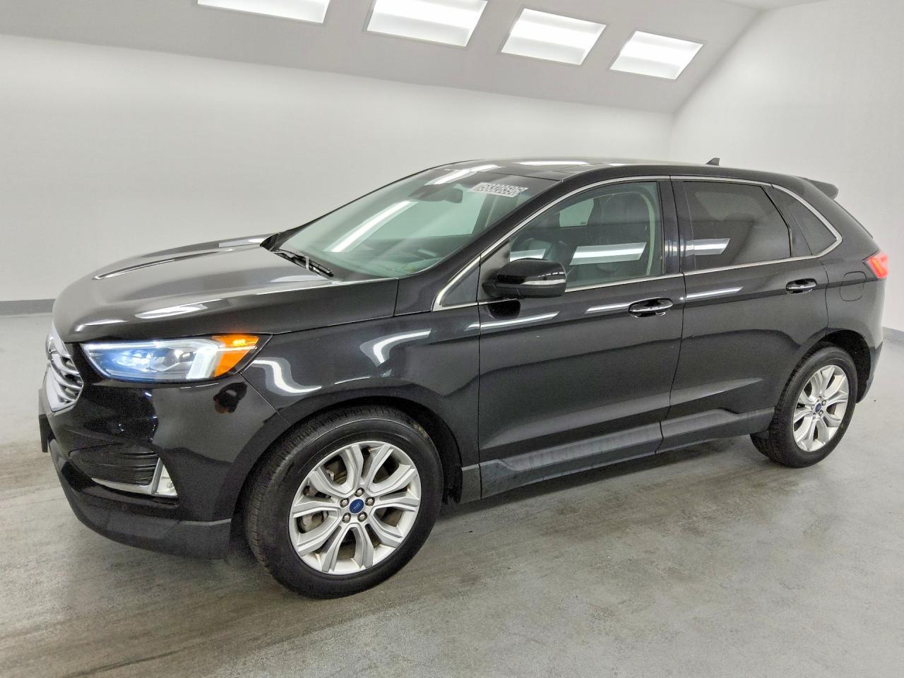 2022 Ford Edge, Titanium