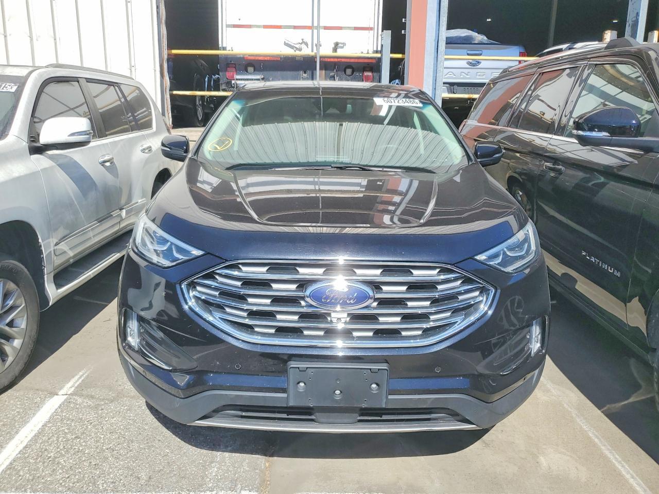 2022 Ford Edge, Titanium