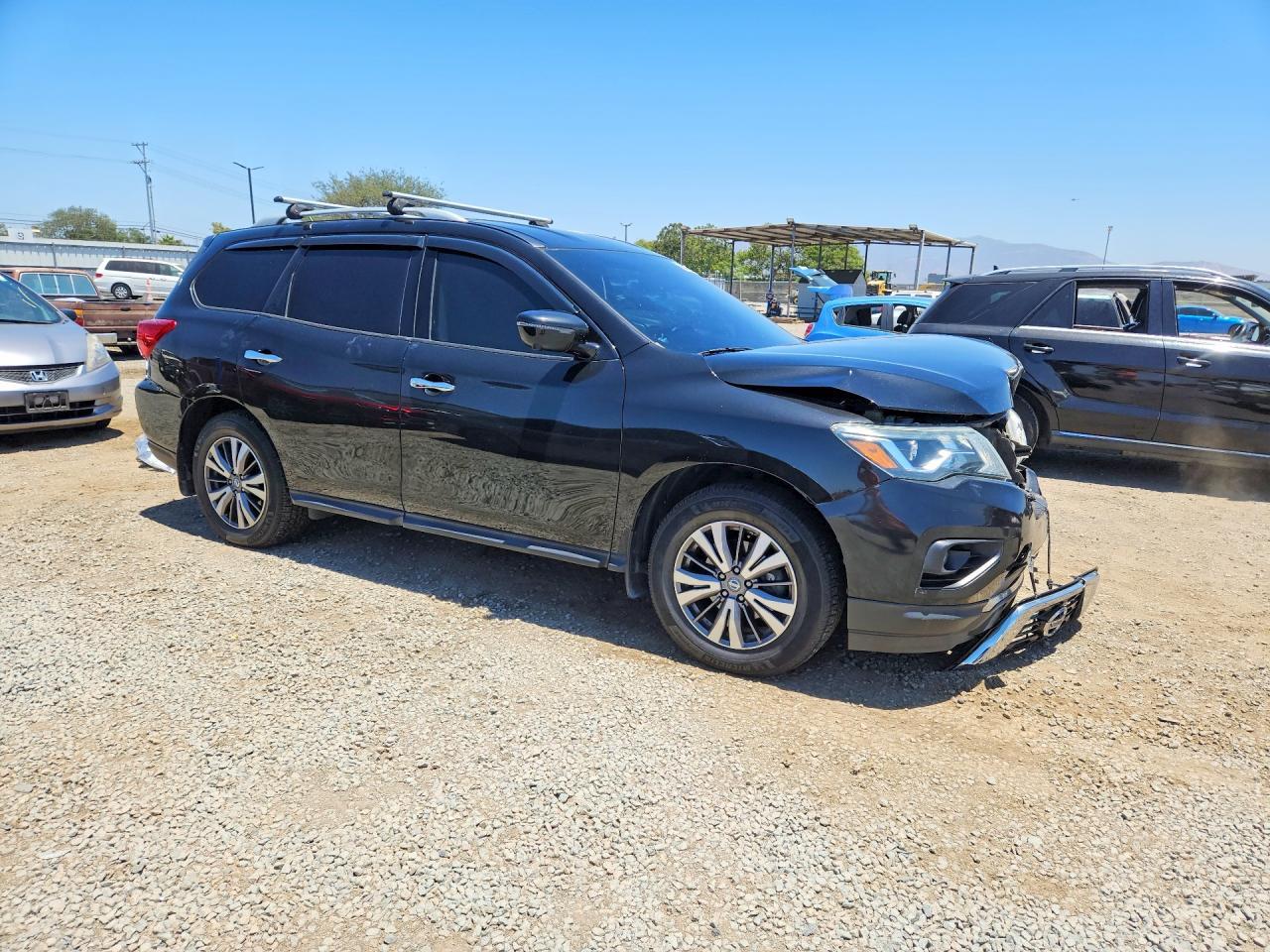 2018 Nissan Pathfinder, SL