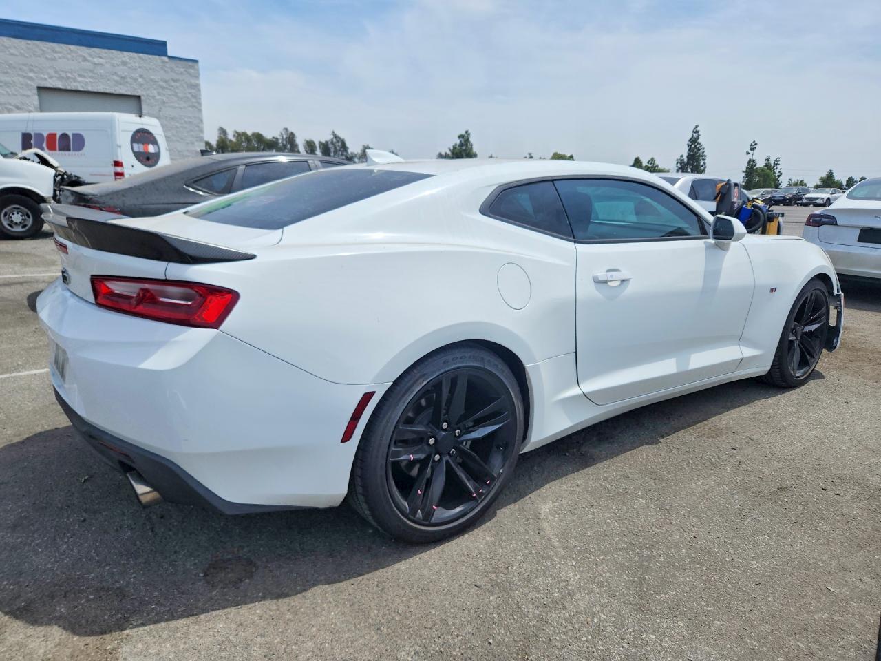 2018 Chevrolet Camaro, LT