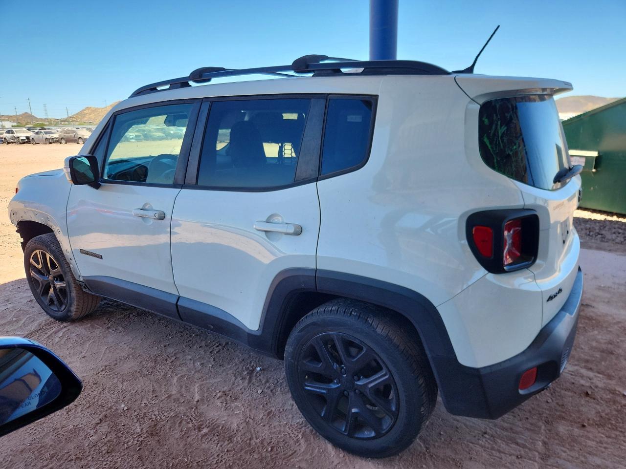 2017 Jeep Renegade, Latitude