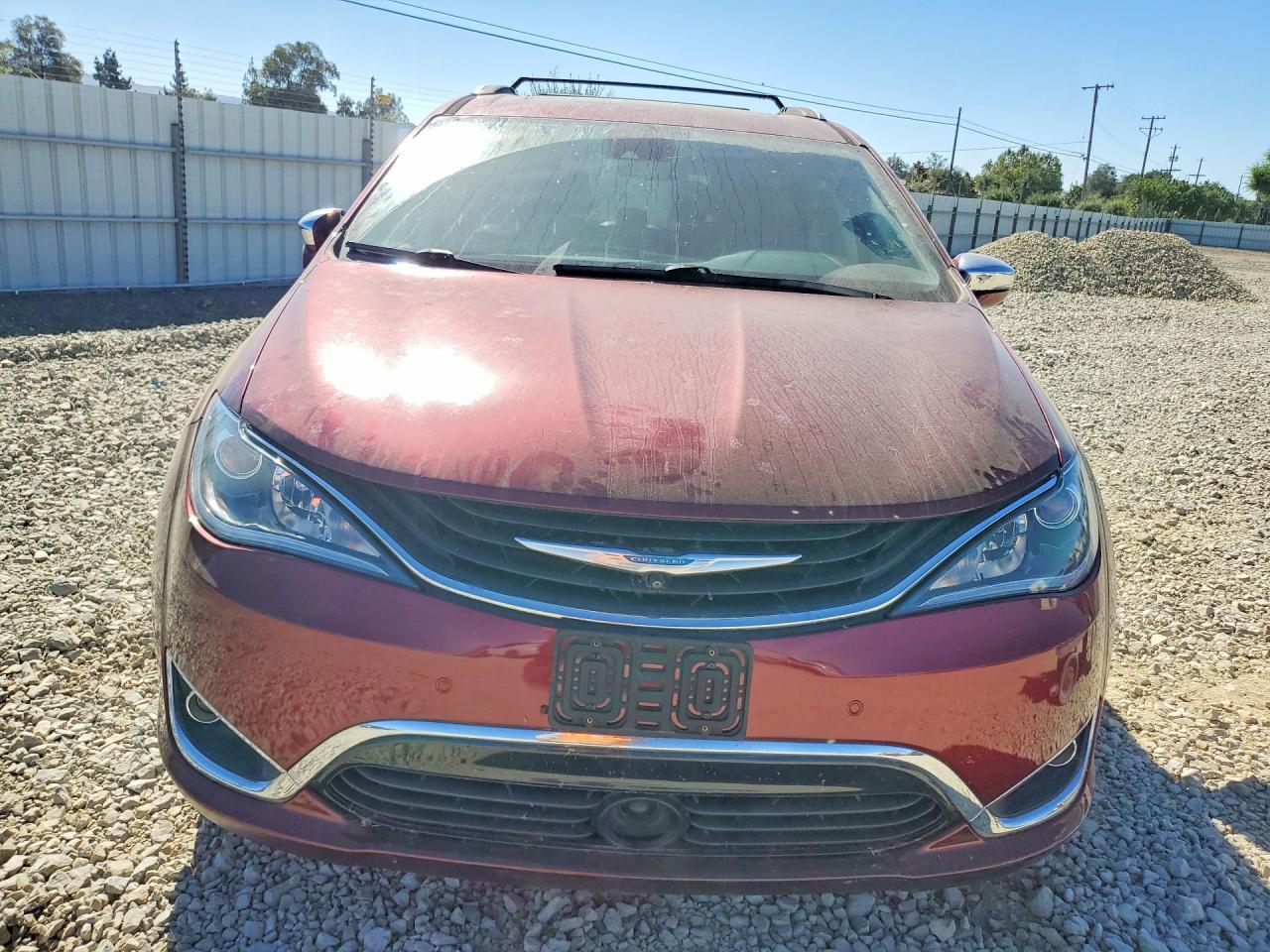 2018 Chrysler Pacifica, Hybri...