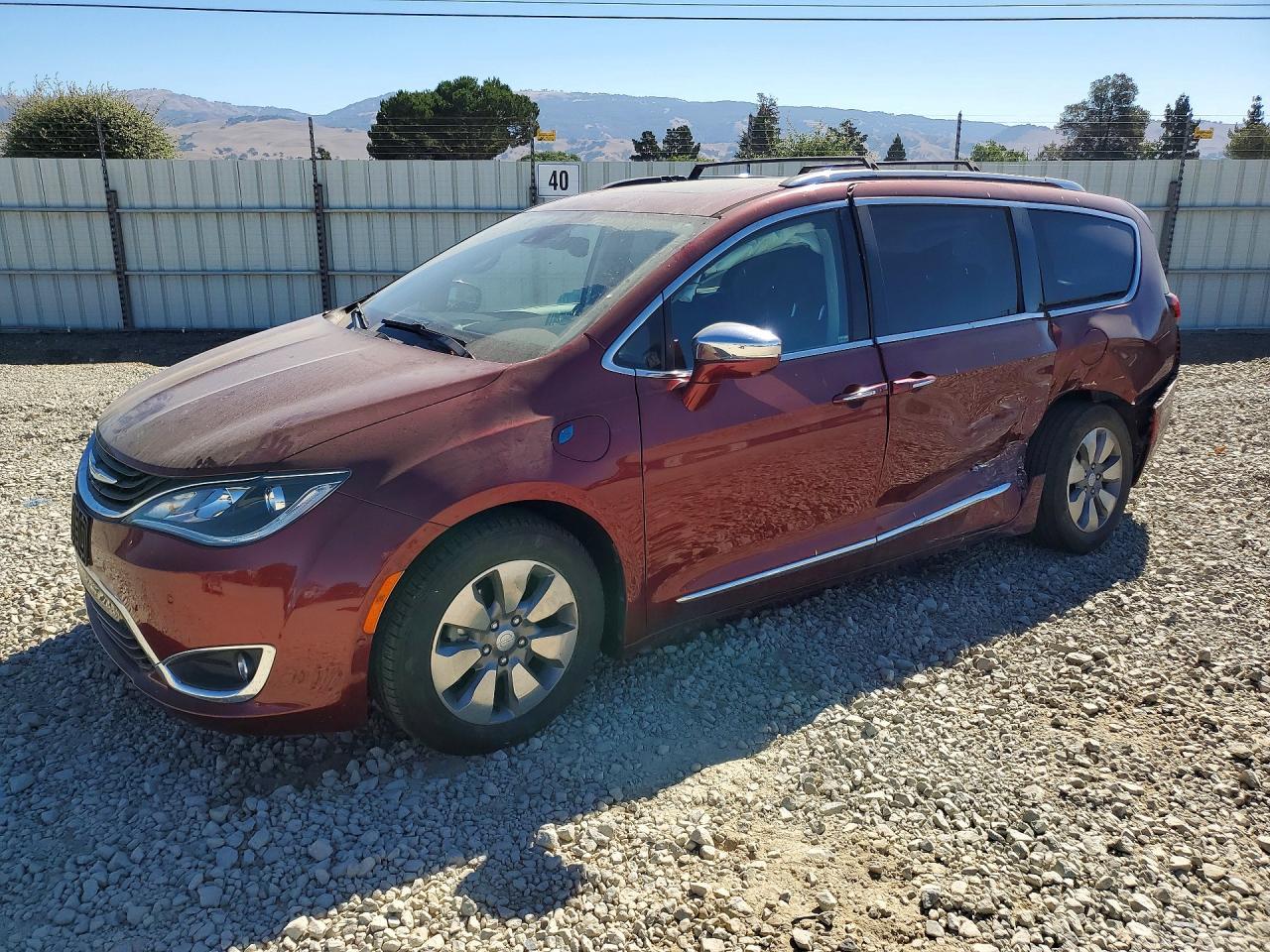 2018 Chrysler Pacifica, Hybri...