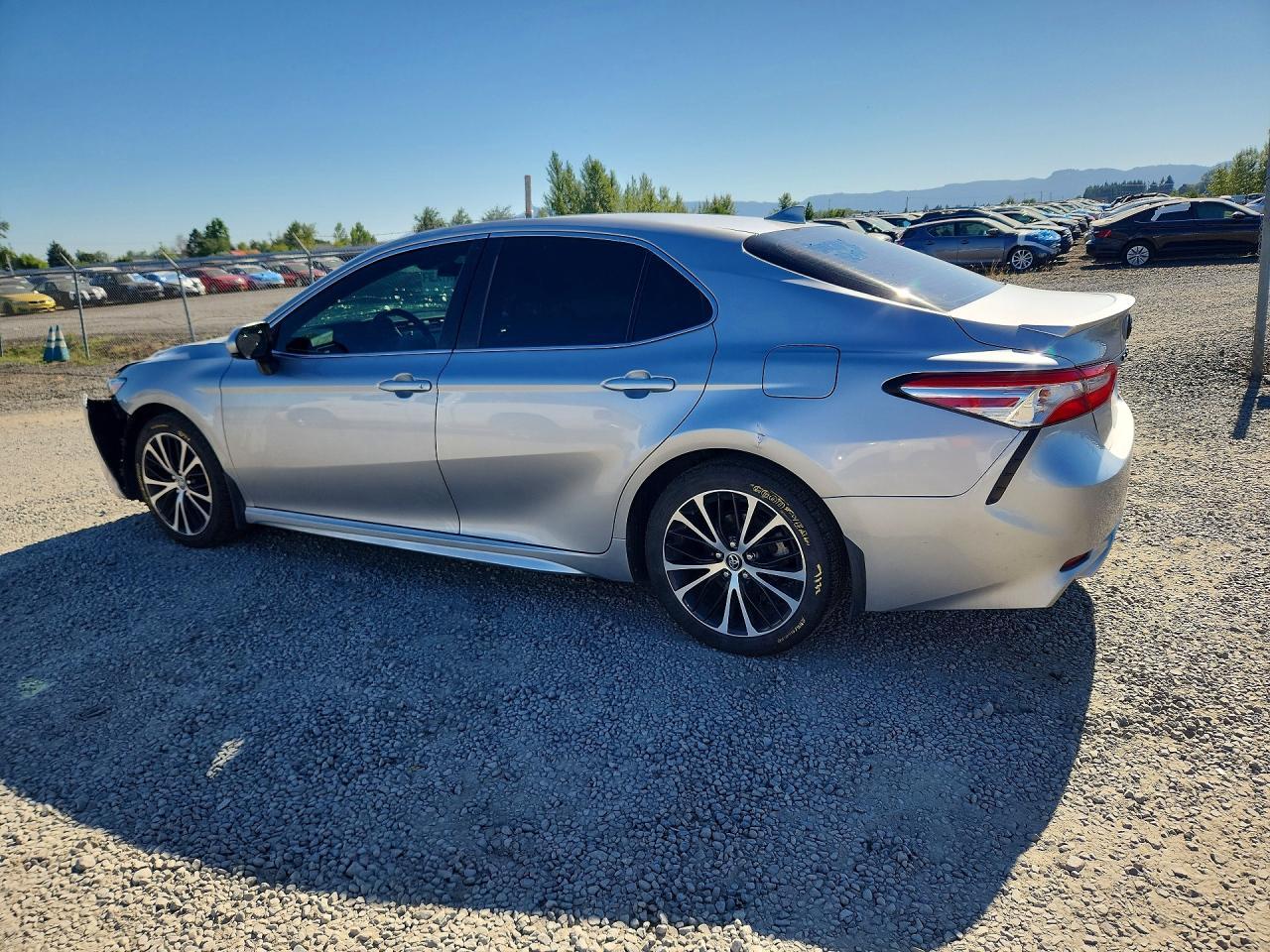 2020 Toyota Camry, SE