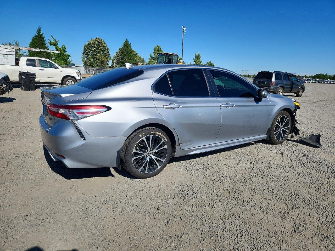 2020 Toyota Camry, SE
