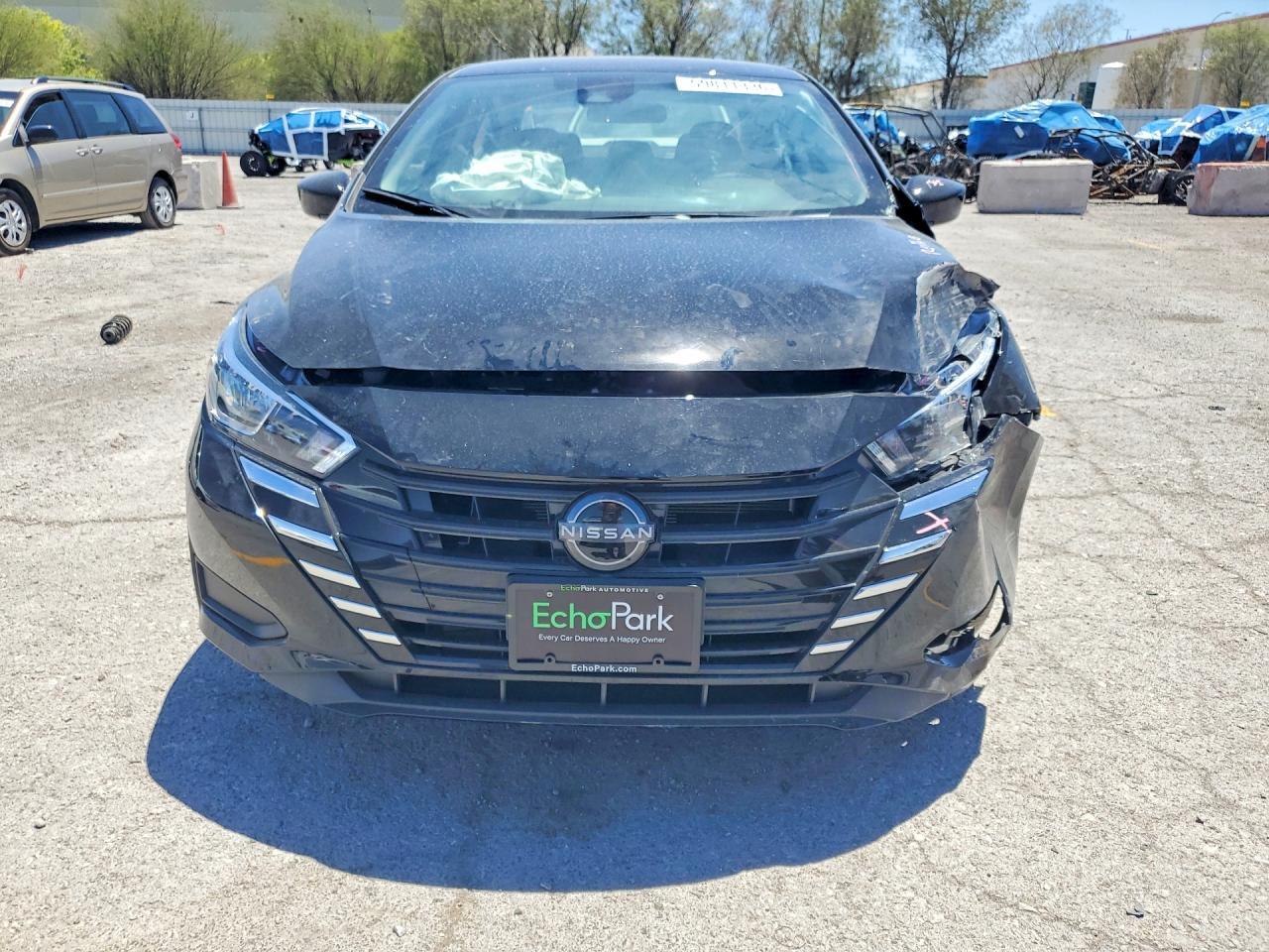 2024 Nissan Versa, SV