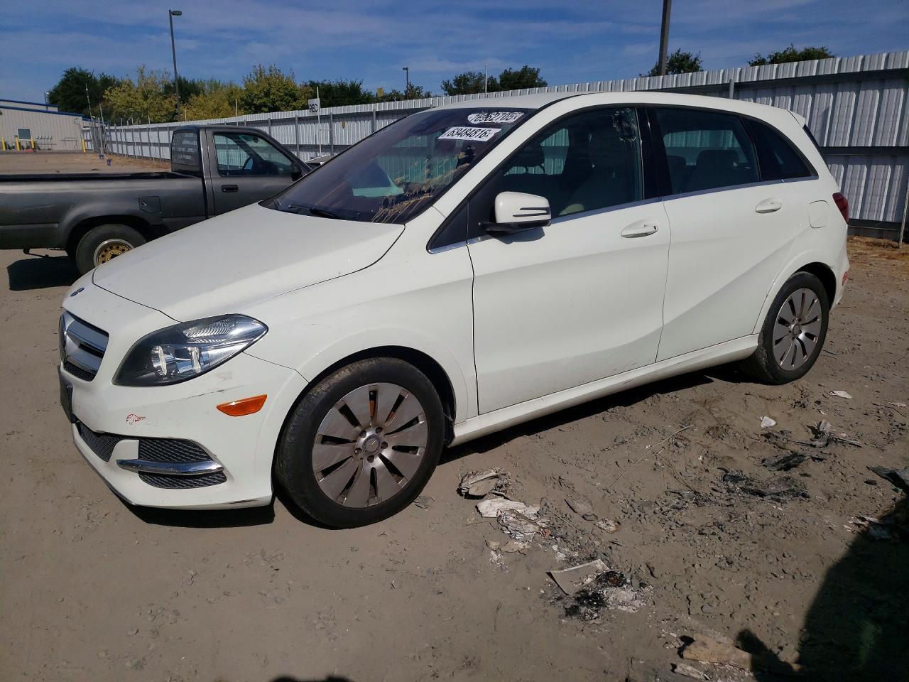 2017 Mercedes-Benz B-Class, 250E