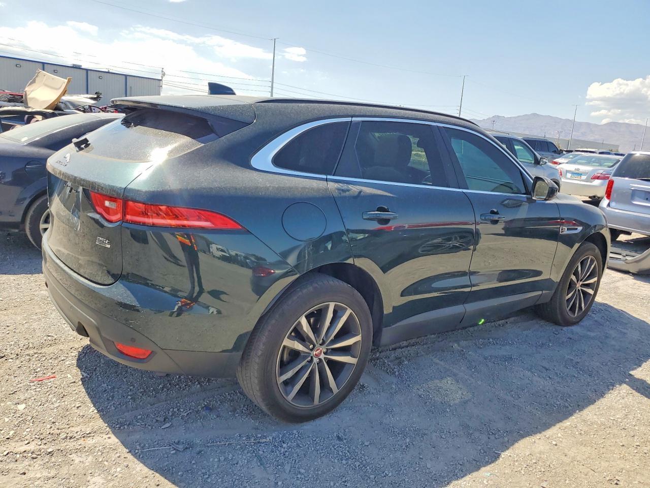 2018 Jaguar F-Pace, Prestige