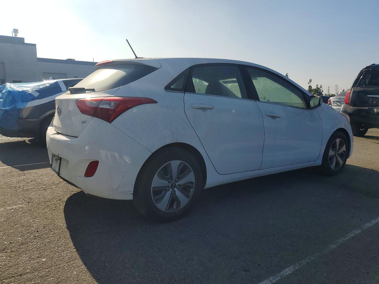 2017 Hyundai Elantra, Base
