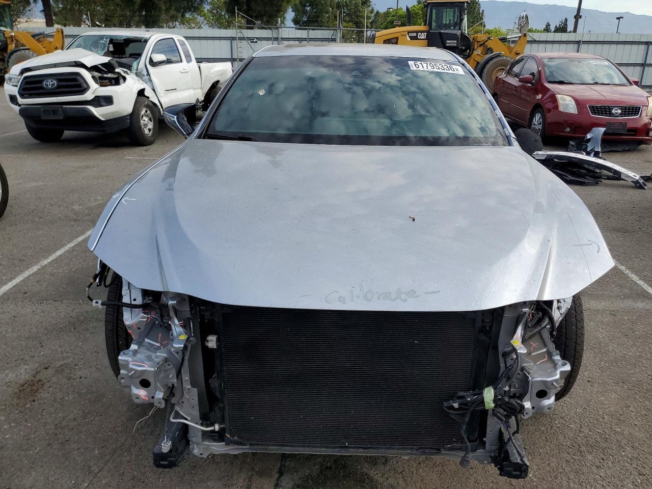 2023 Lexus ES, Base