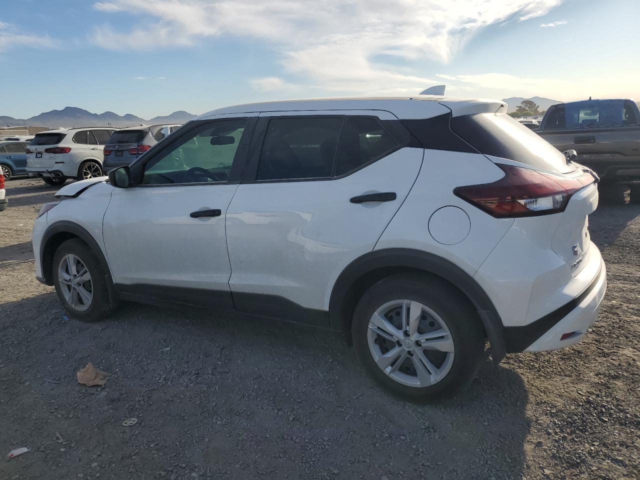 2024 Nissan Kicks, S