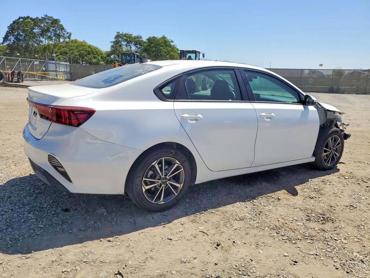 2022 KIA Forte, Lxs