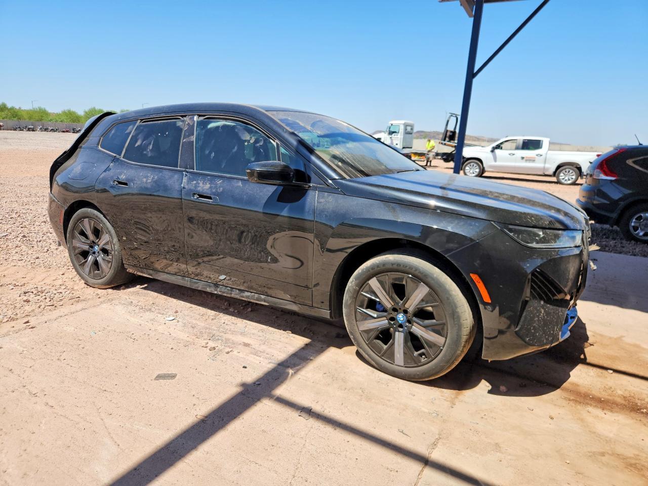 2025 BMW IX, Xdrive50
