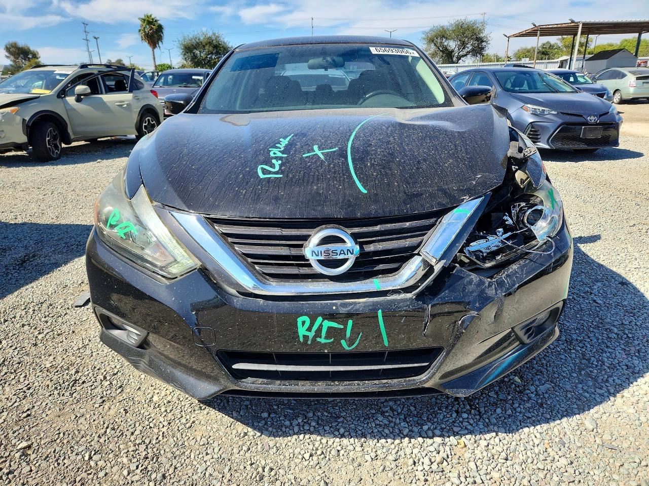 2017 Nissan Altima, 2.5 SR