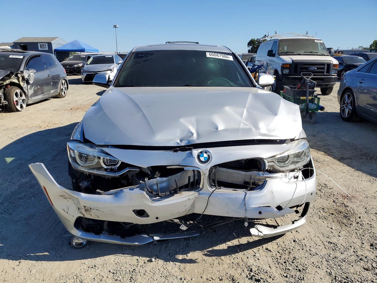 2017 BMW 3 Series, 330E