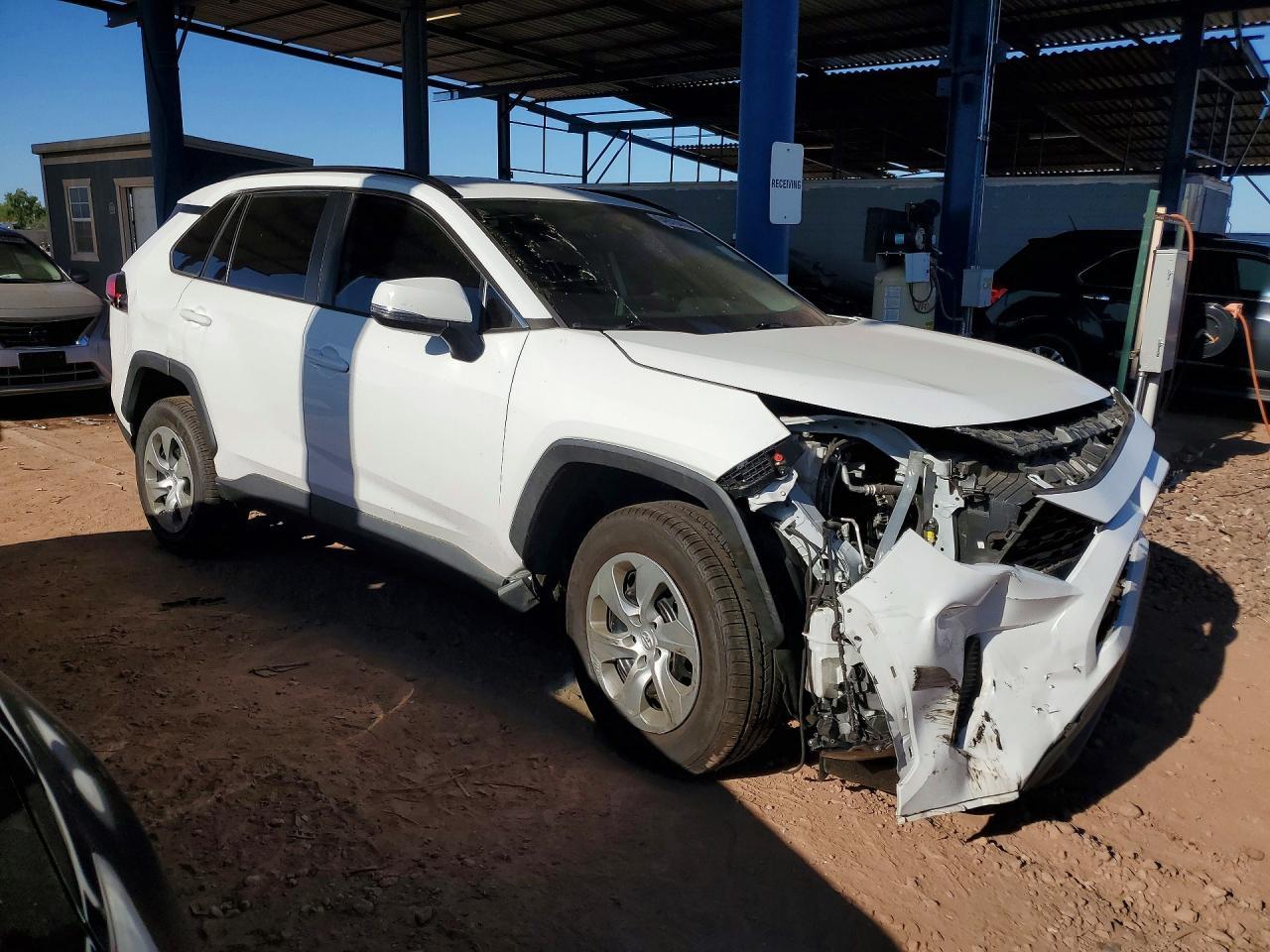 2019 Toyota RAV4, LE