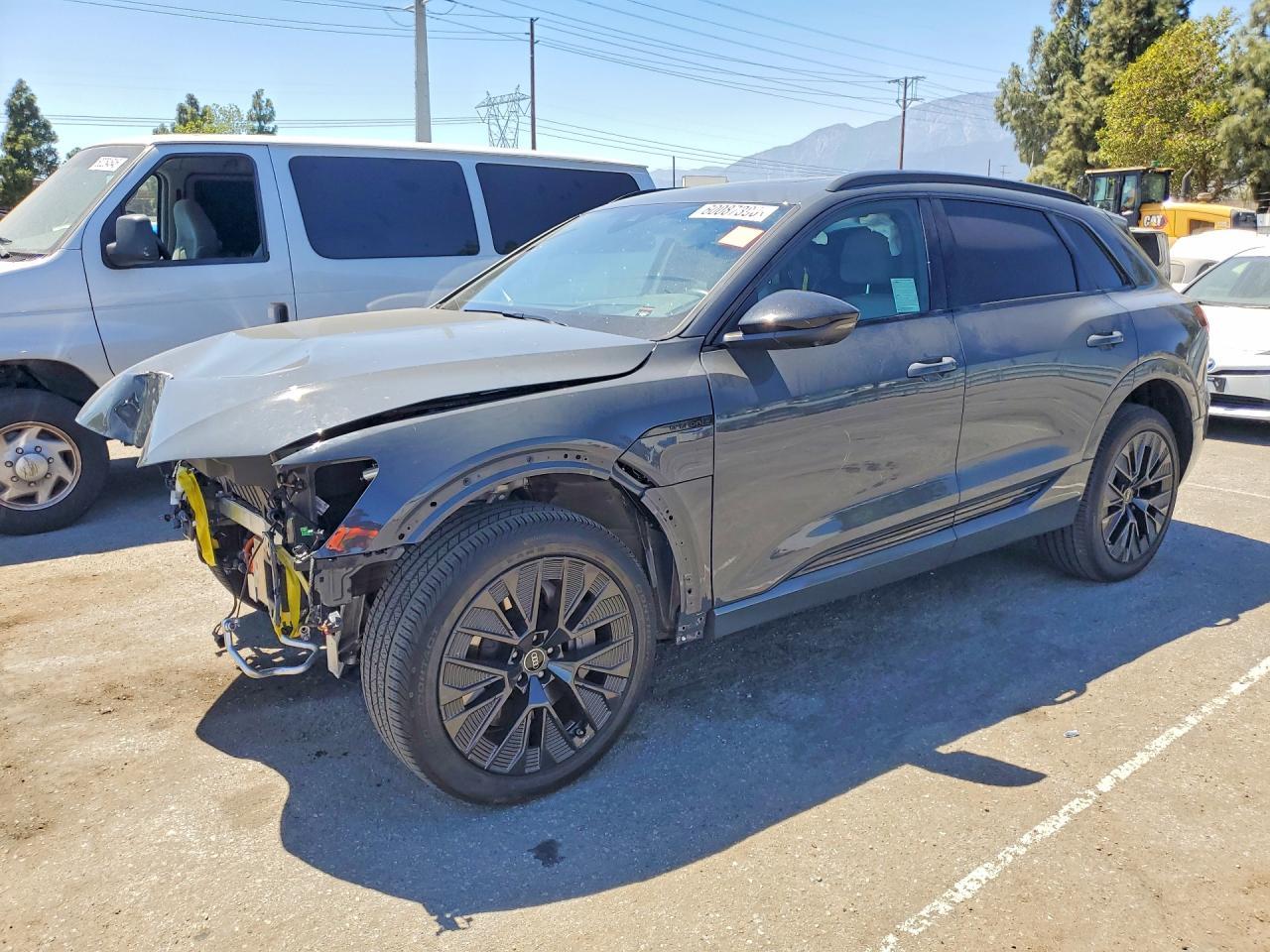 2024 Audi Q8, Prestige
