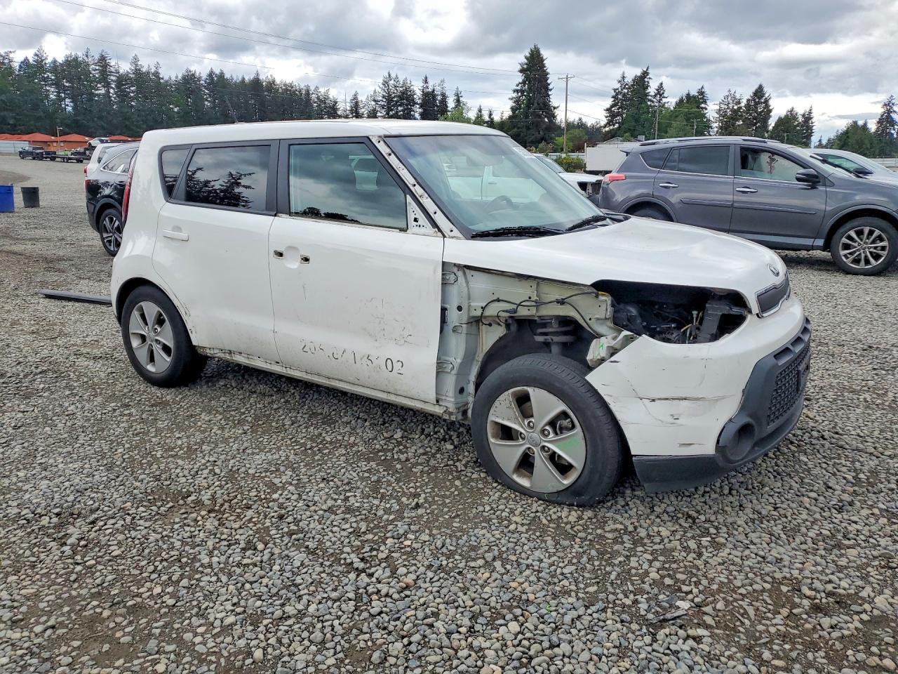 2016 KIA Soul, Base