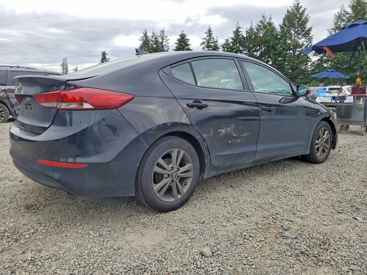 2017 Hyundai Elantra, Value E...