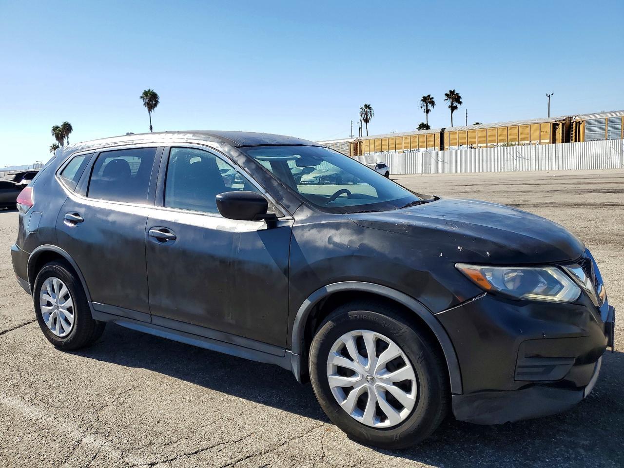 2019 Nissan Rogue, S