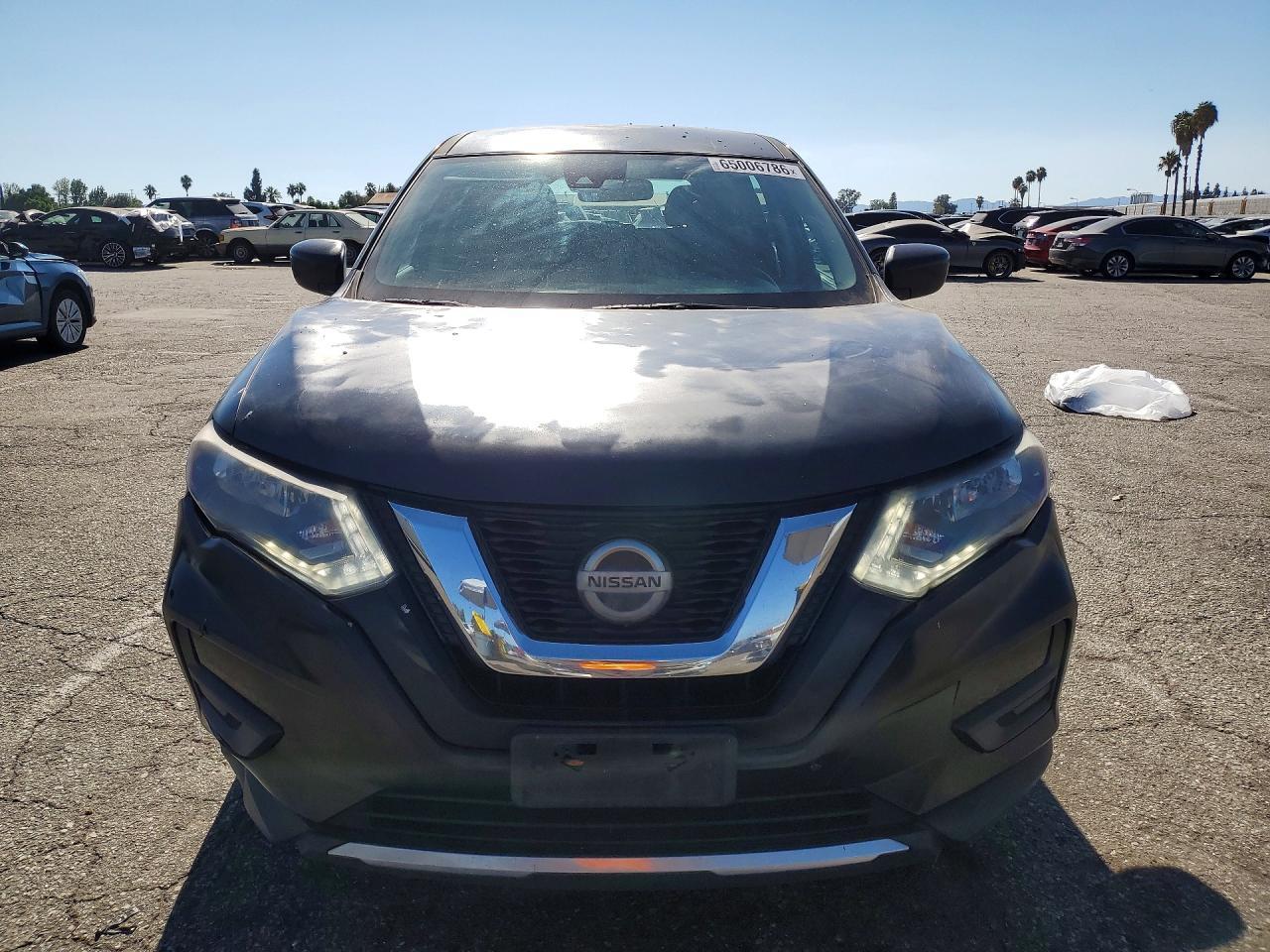 2019 Nissan Rogue, S