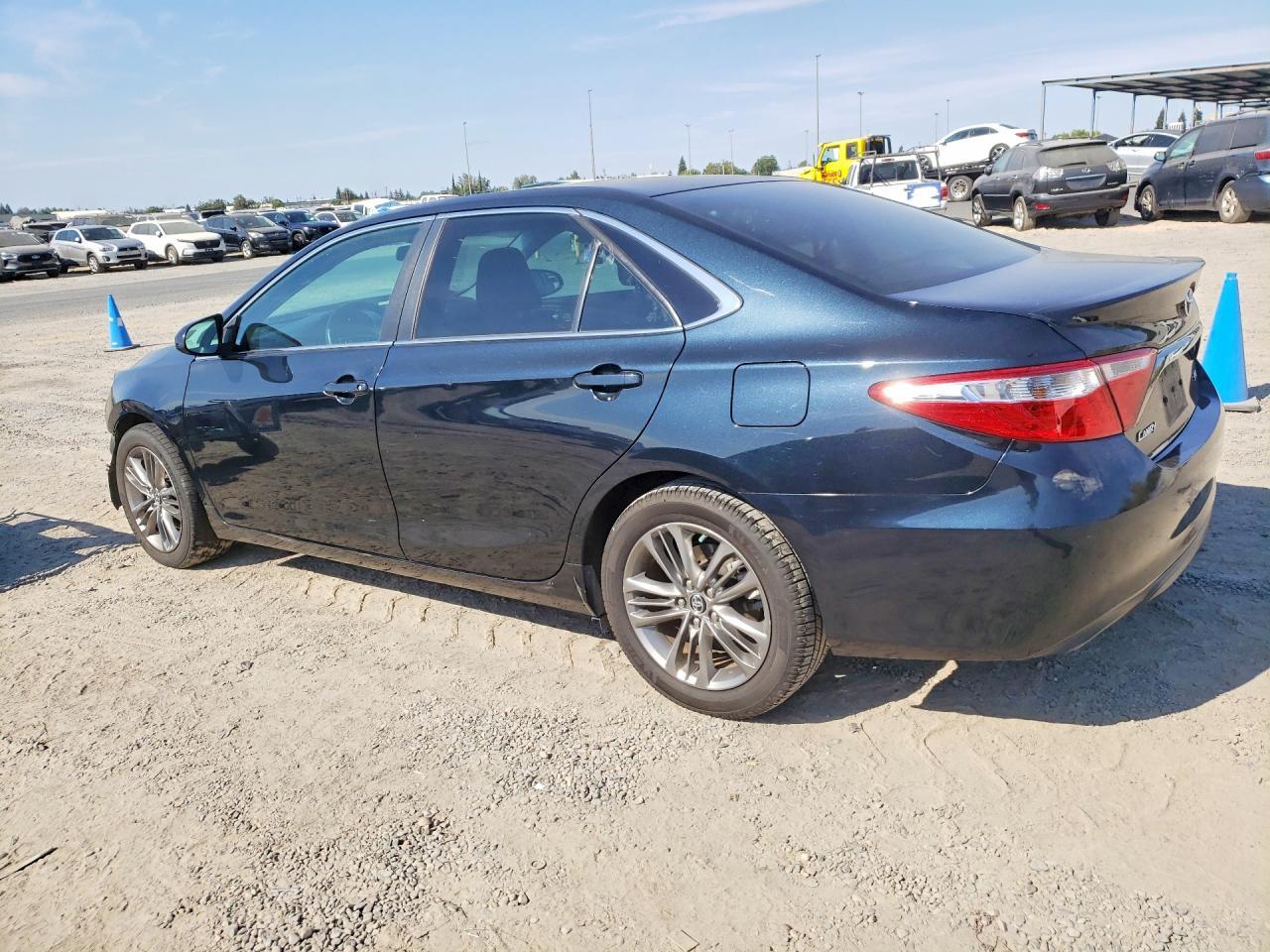 2015 Toyota Camry, SE
