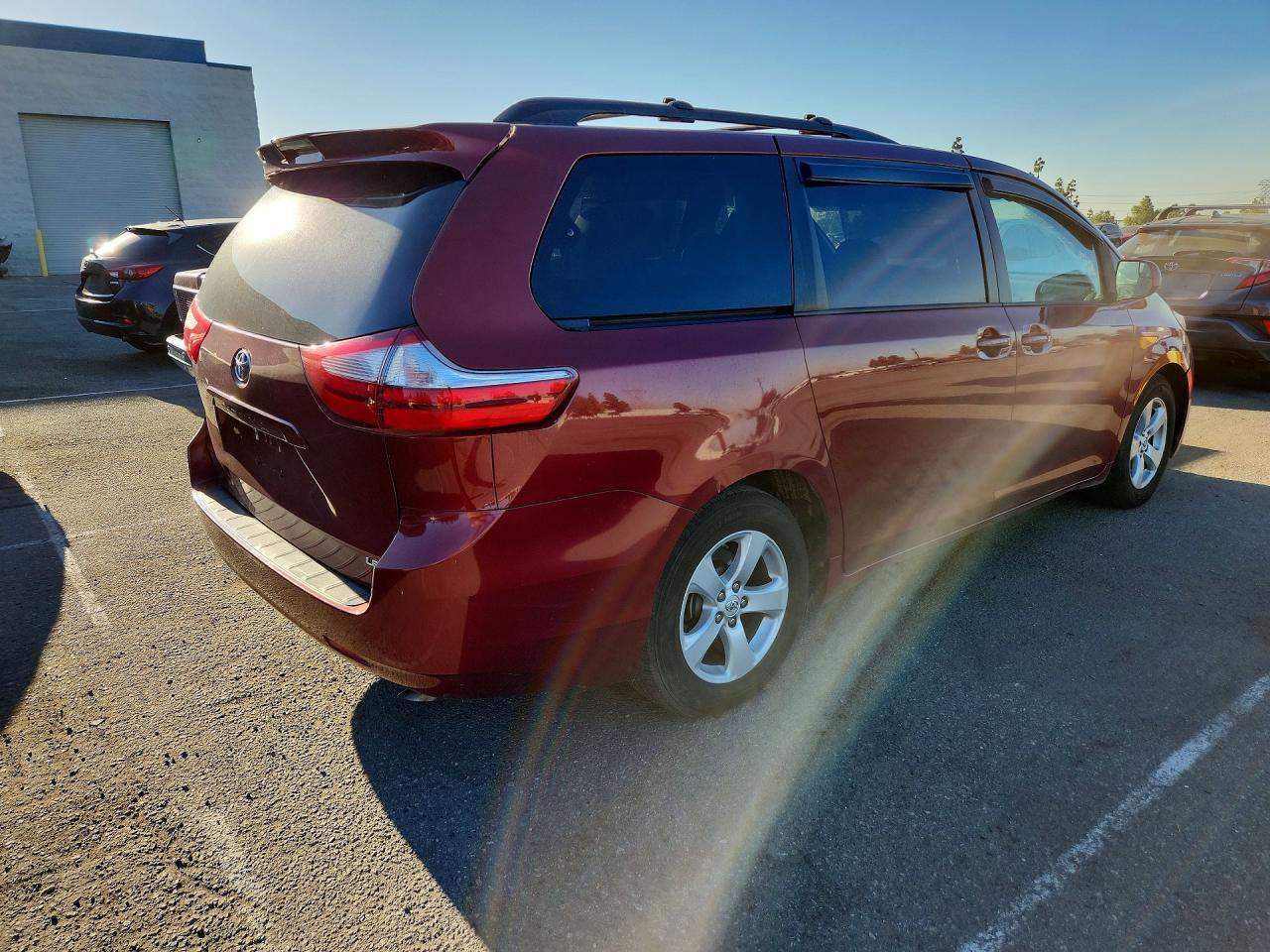 2017 Toyota Sienna, Le 8-Pass...