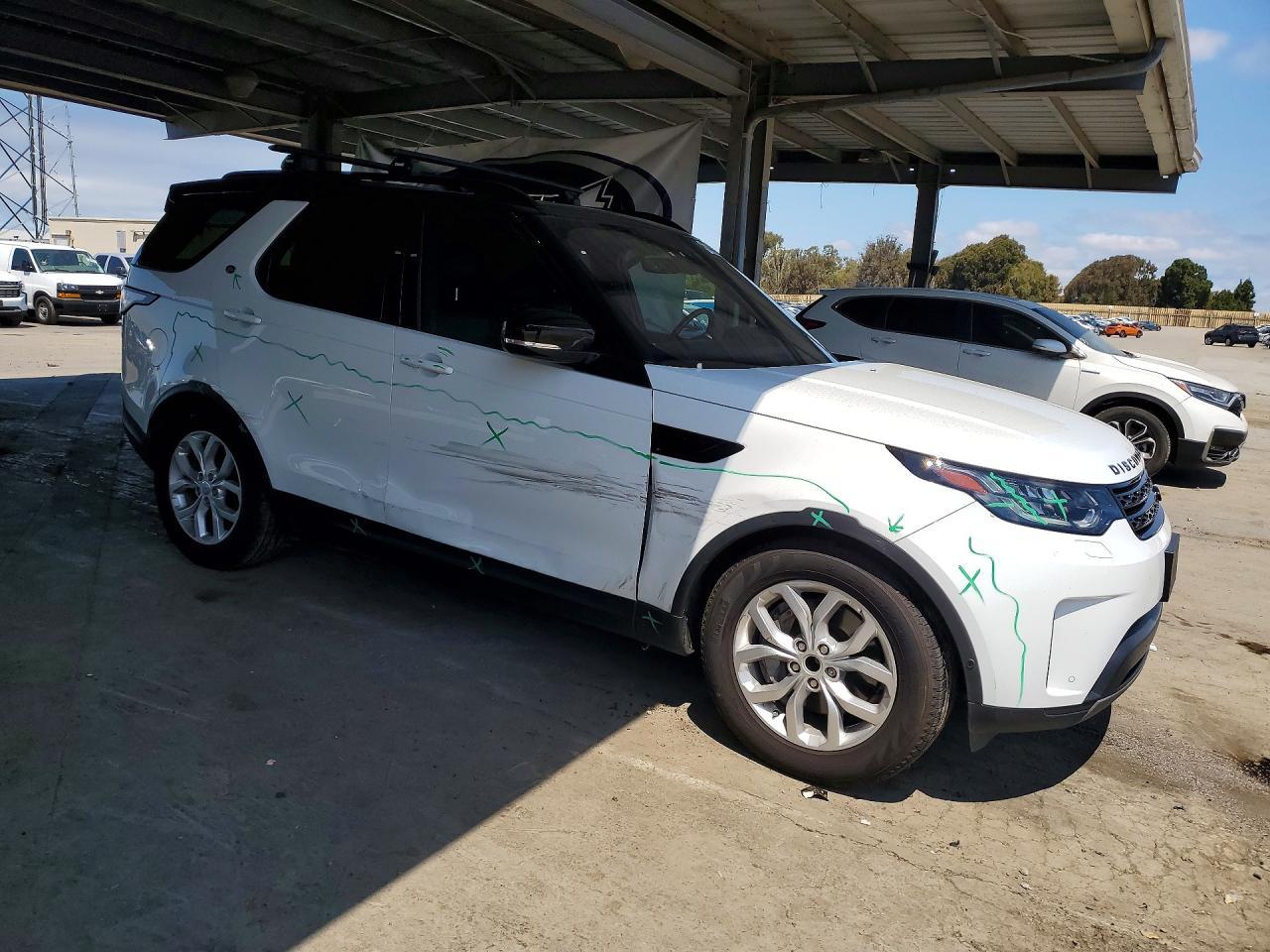 2019 Land Rover Discovery, SE
