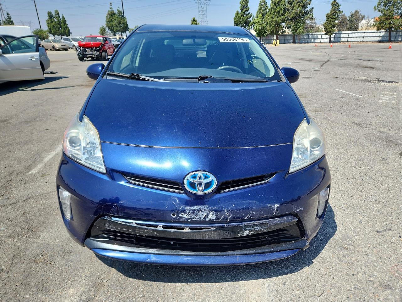 2015 Toyota Prius, Two
