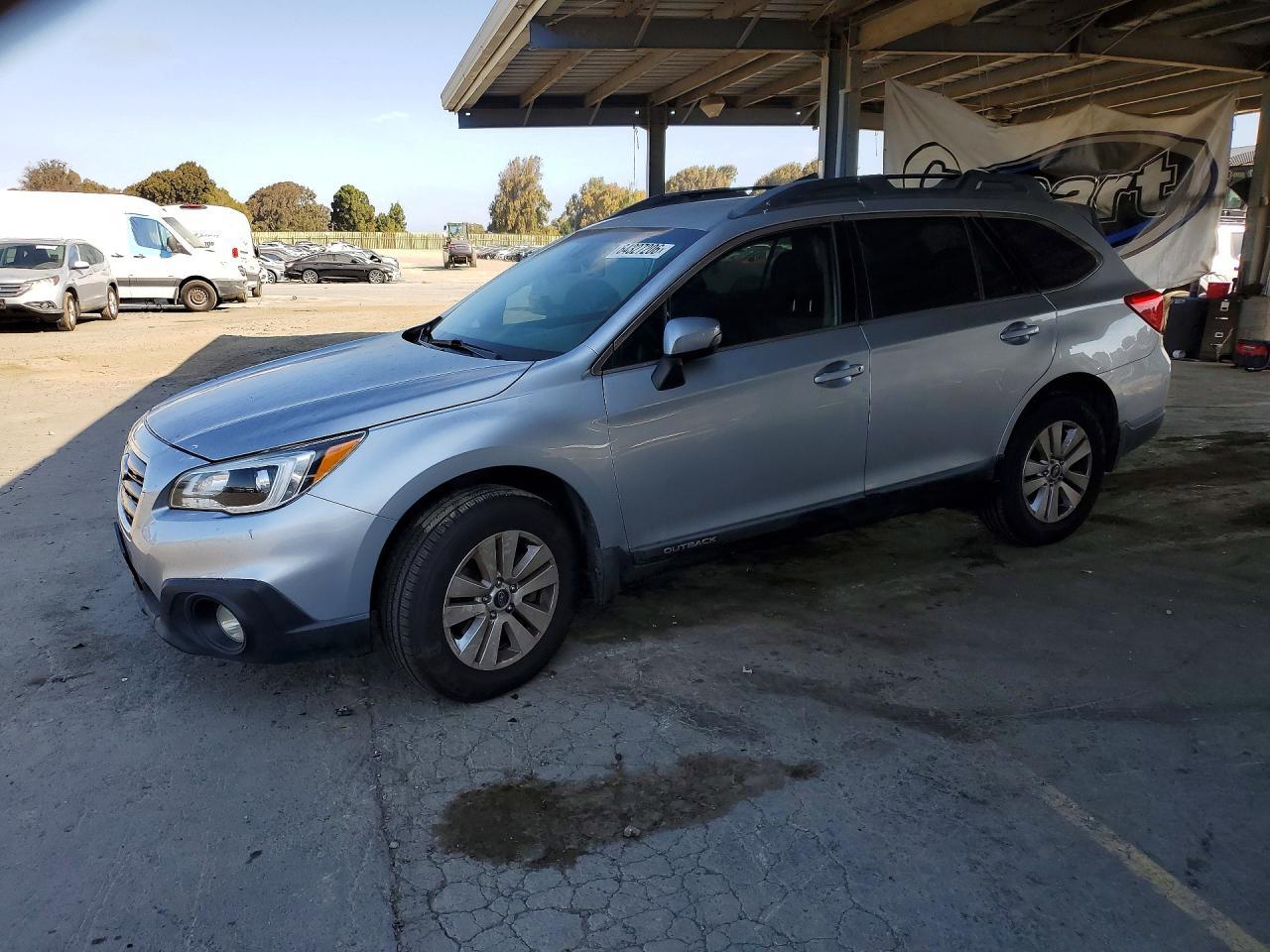 2017 Subaru Outback, 2.5I Pre...