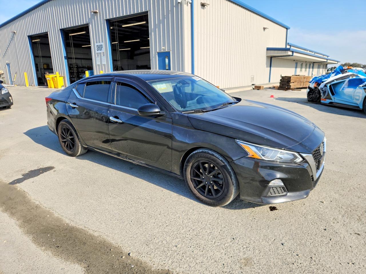 2019 Nissan Altima, S