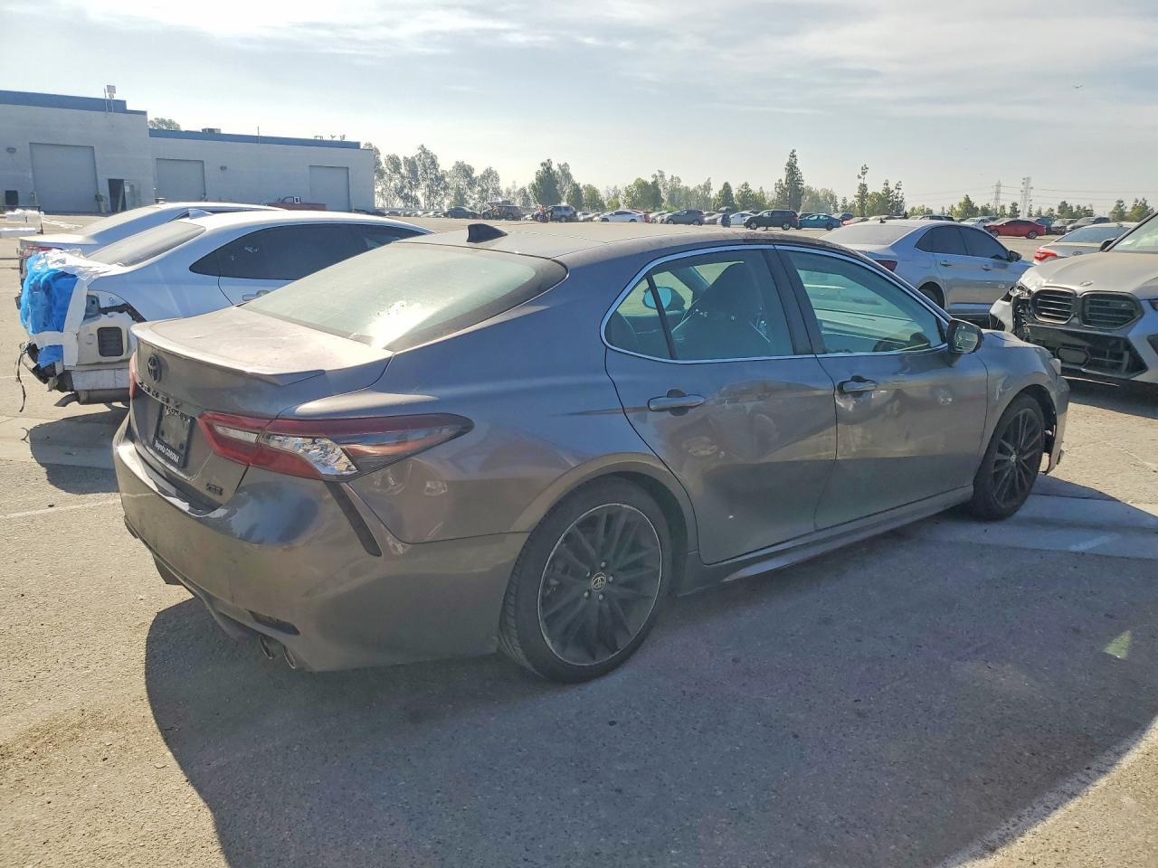2021 Toyota Camry, Xse