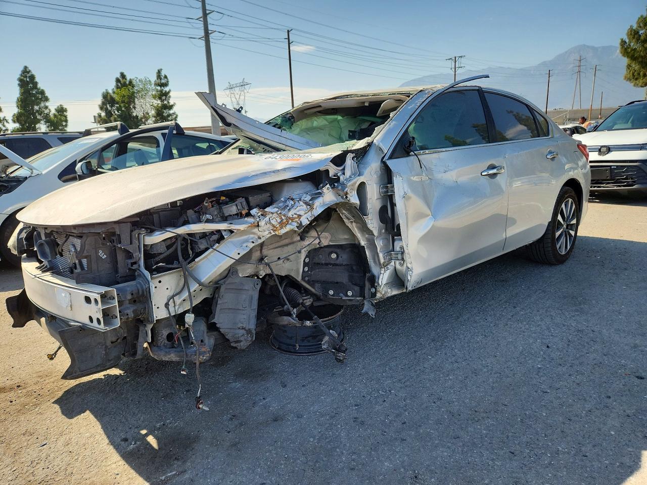 2017 Nissan Altima, 2.5 SV