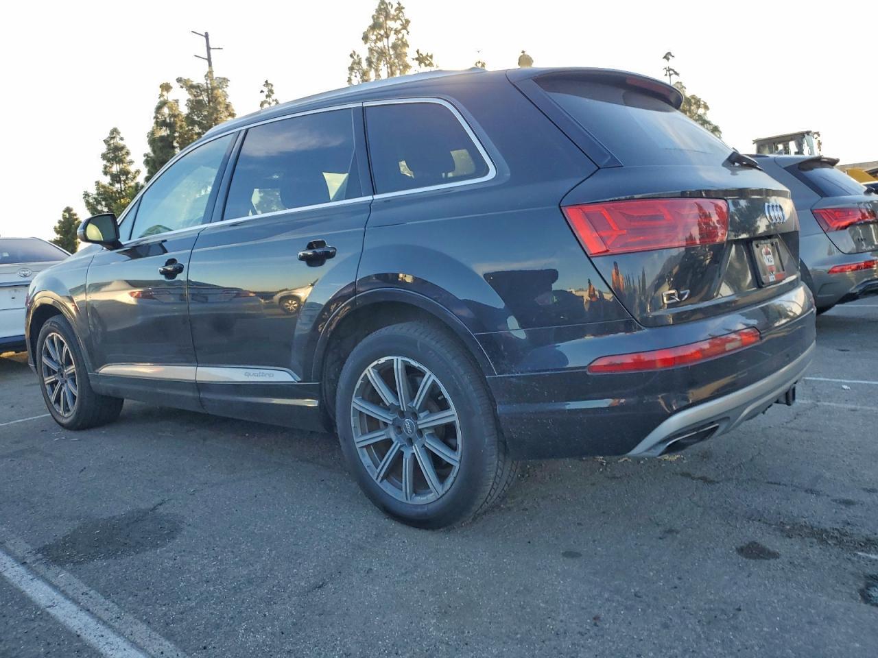 2017 Audi Q7, Premium Plus