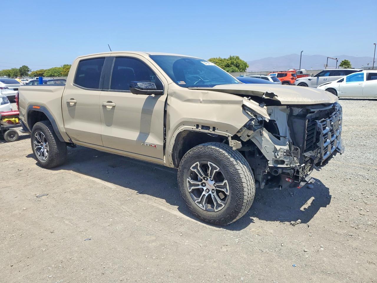 2024 GMC Canyon, AT4