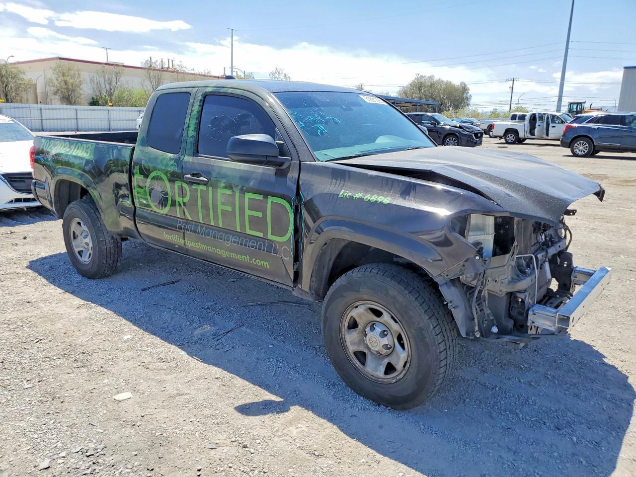 2022 Toyota Tacoma, SR