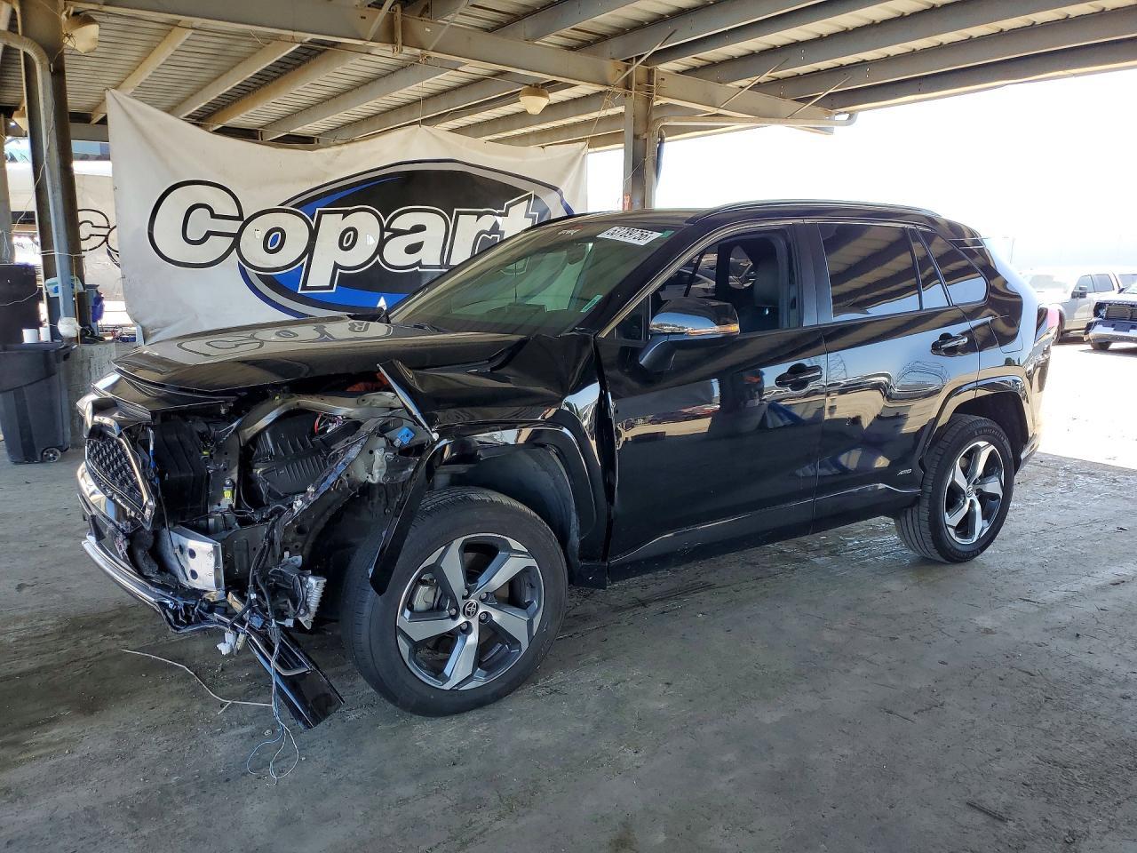 2025 Toyota RAV4, SE