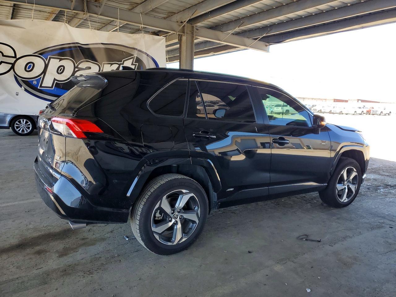 2025 Toyota RAV4, SE