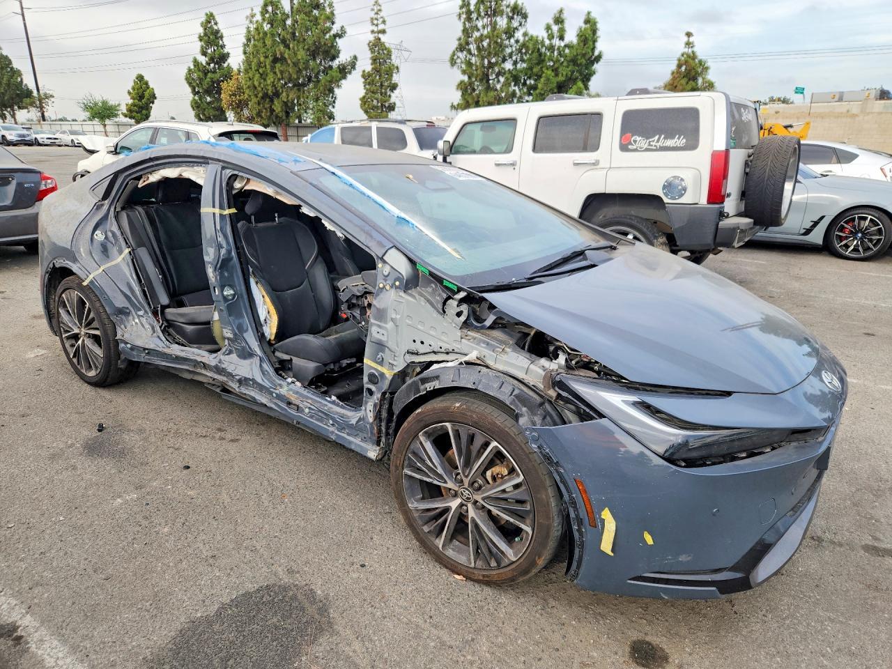 2024 Toyota Prius, Xle