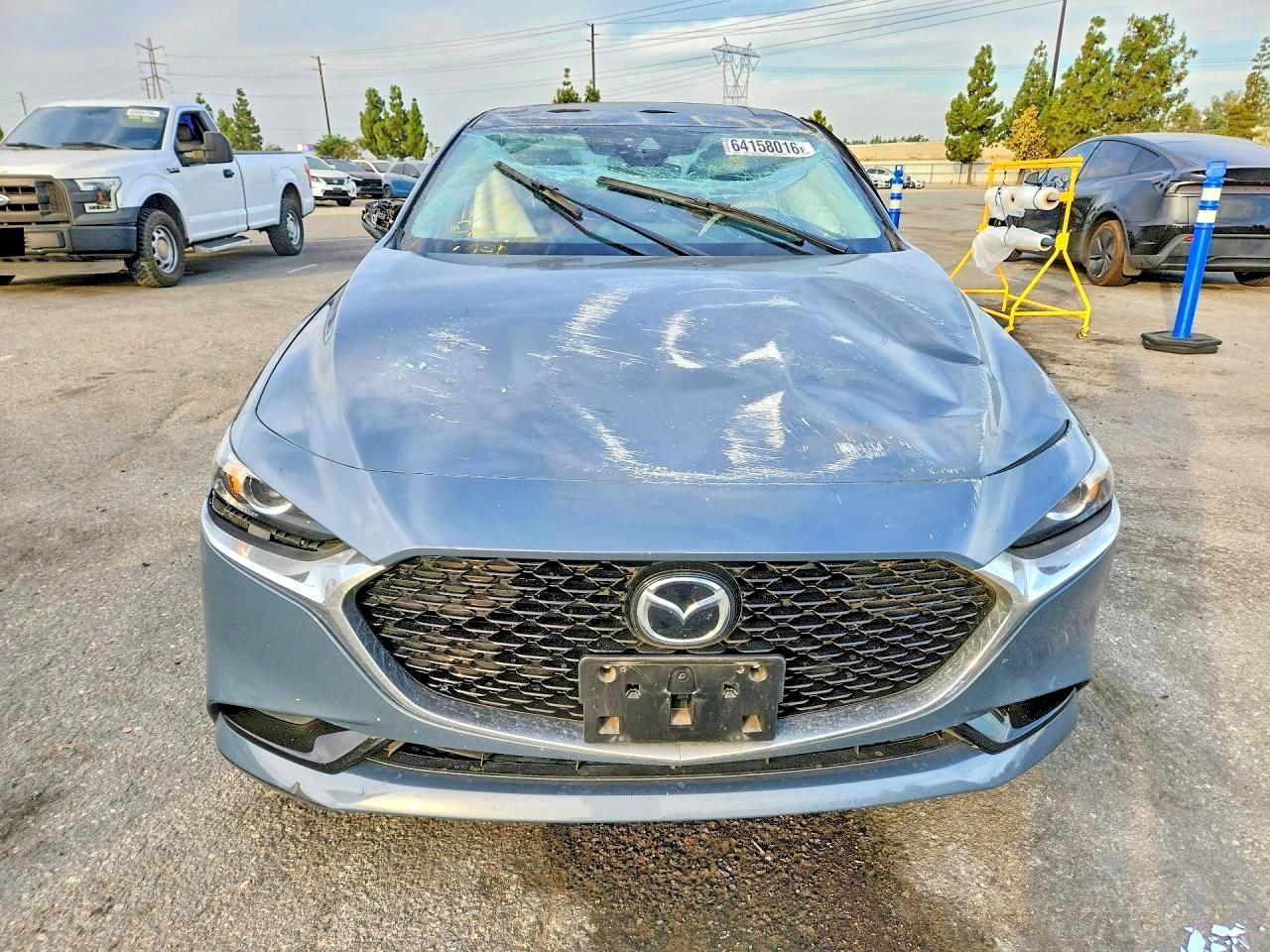 2023 Mazda 3, Preferred