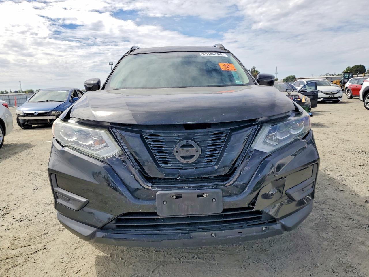 2017 Nissan Rogue, SV