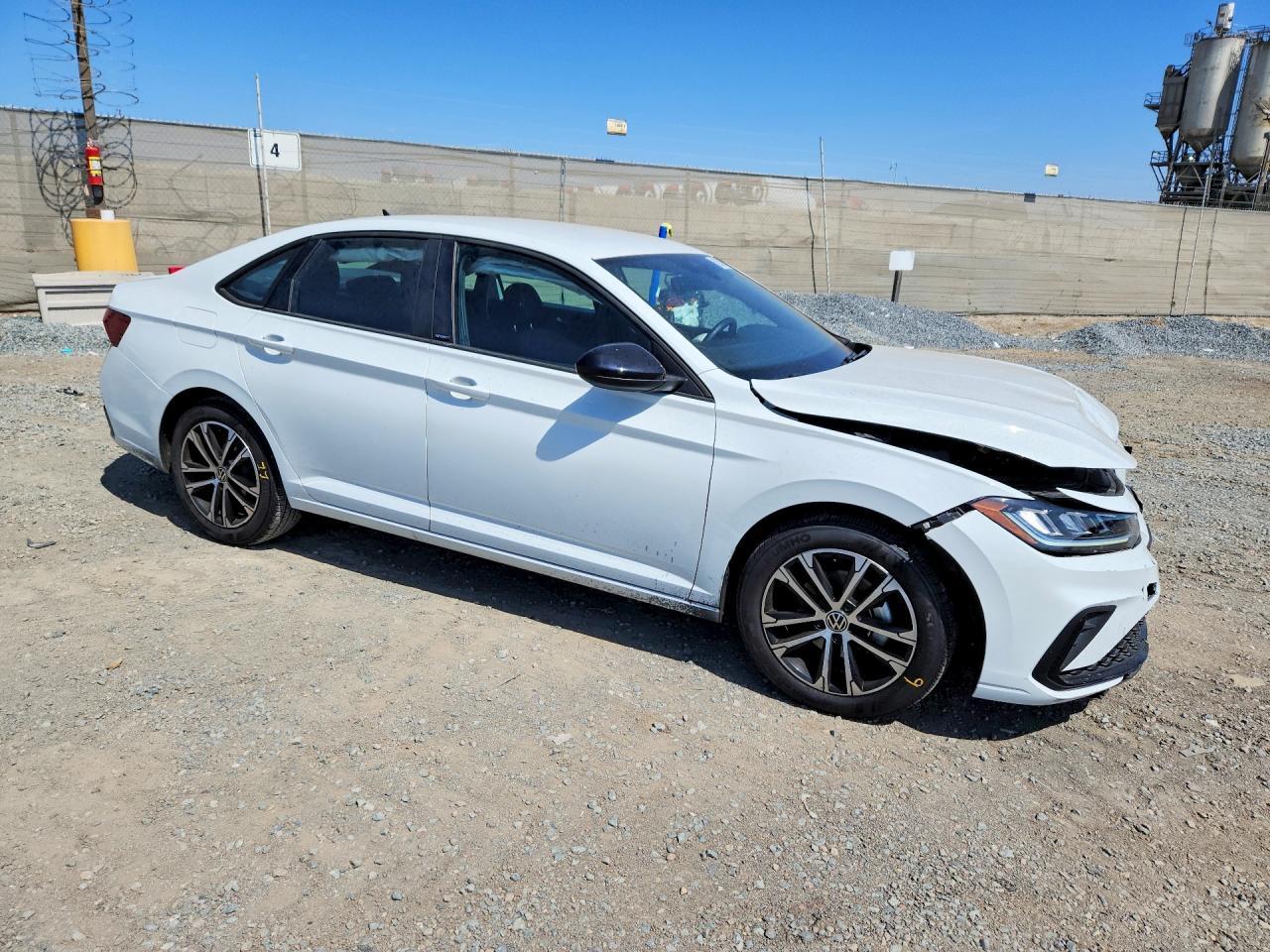 2025 Volkswagen Jetta, Sport