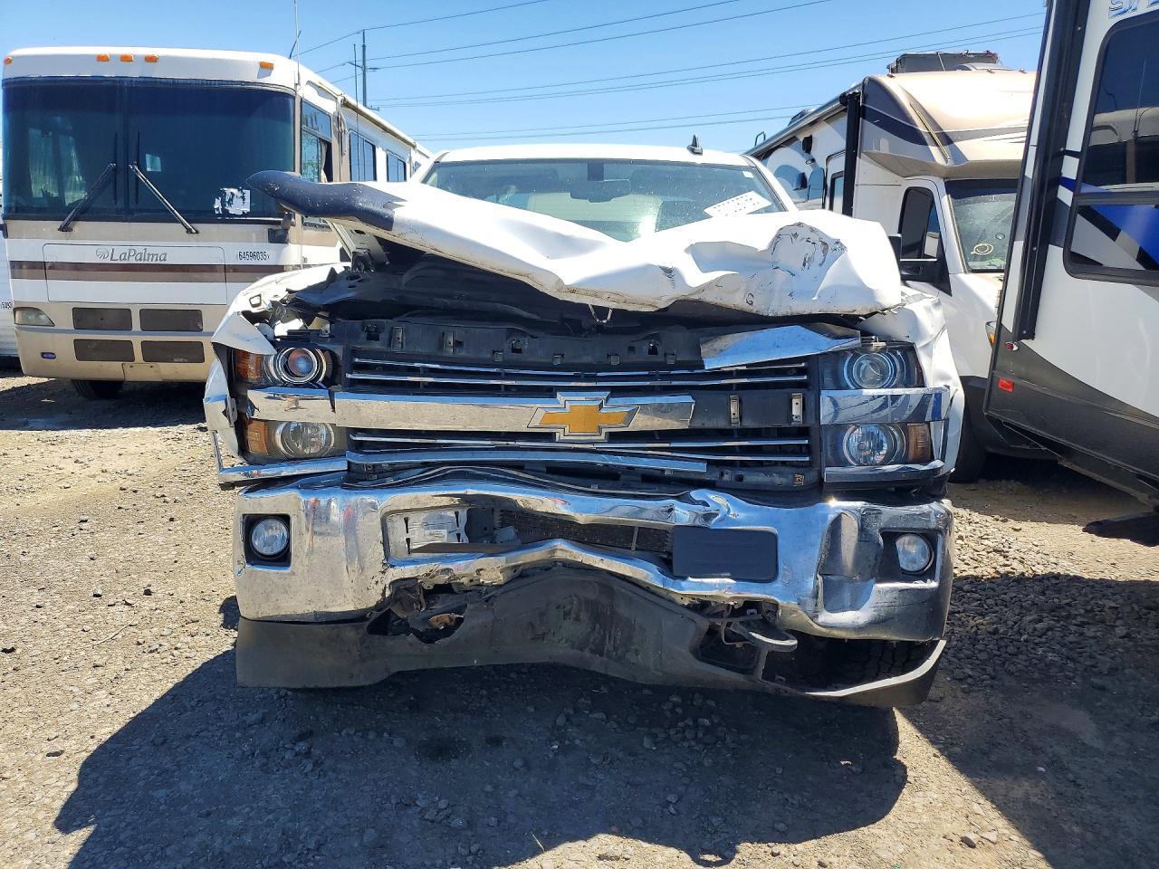 2016 Chevrolet Silverado, K35...